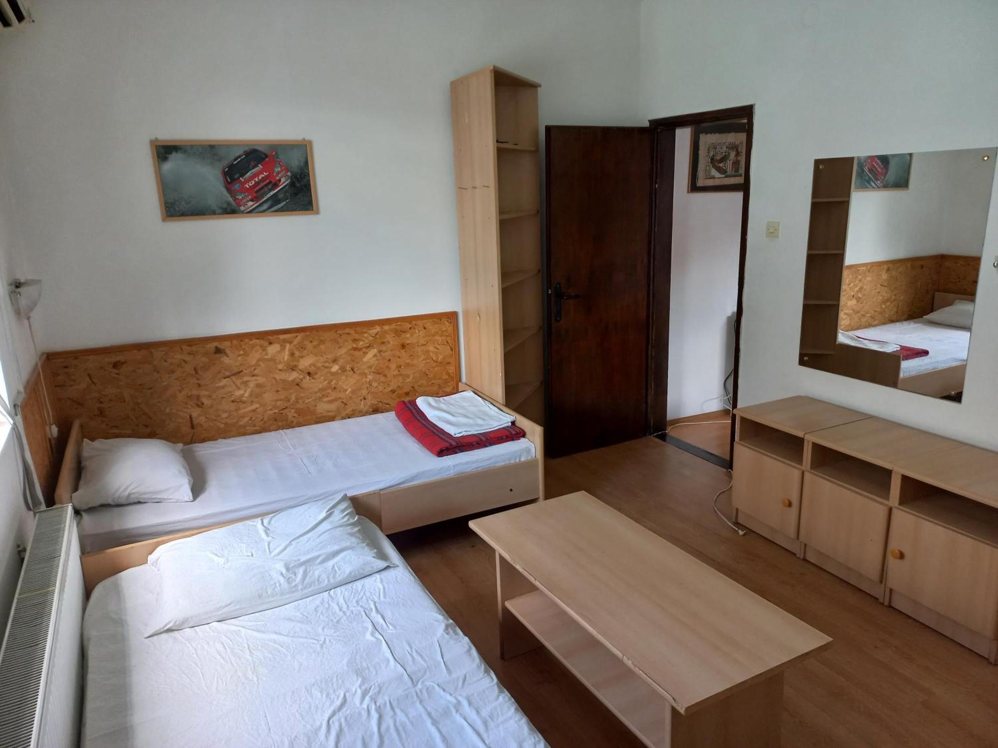 Hotel Duga โนวีซาด ภายนอก รูปภาพ