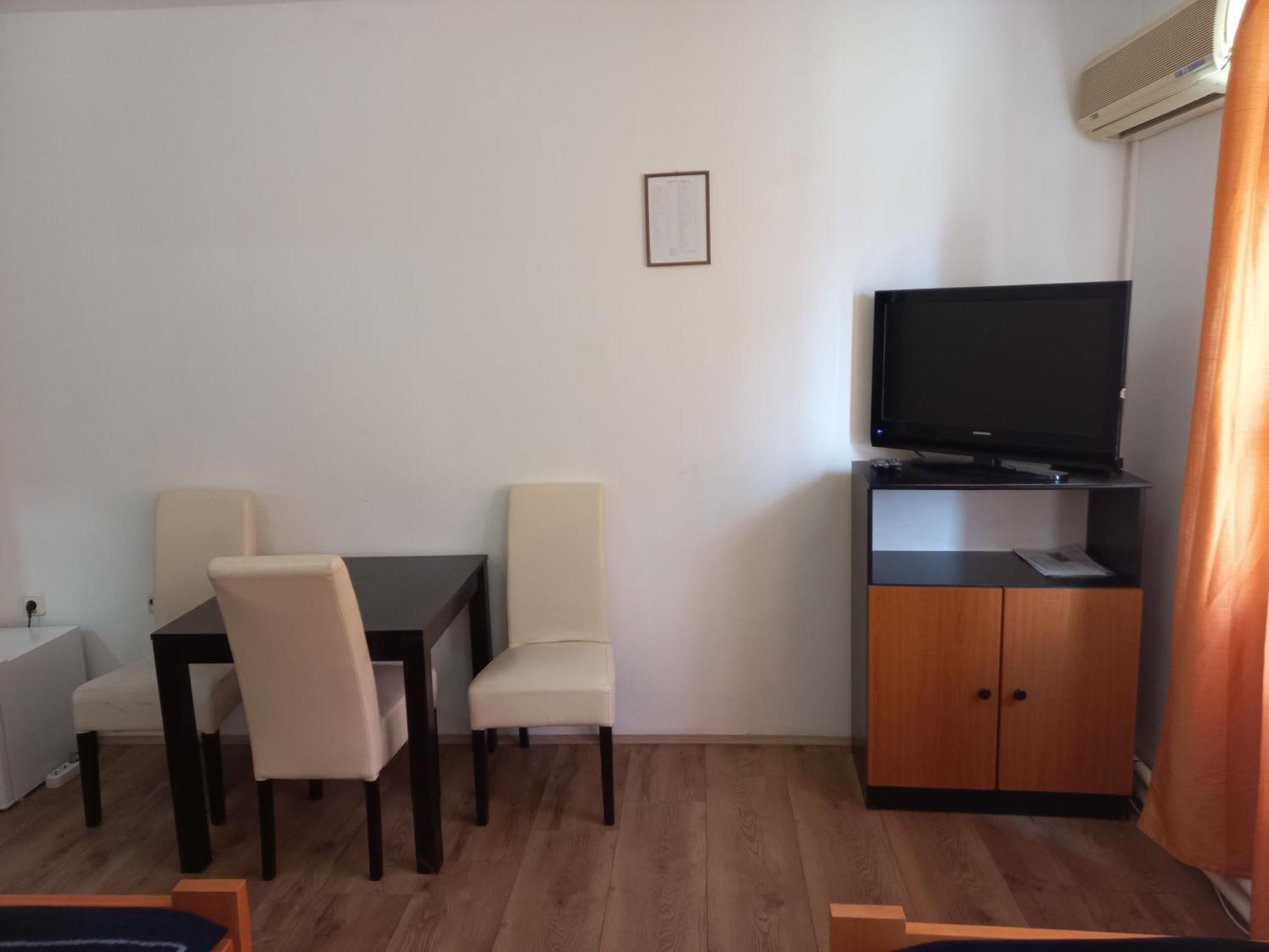Hotel Duga โนวีซาด ภายนอก รูปภาพ