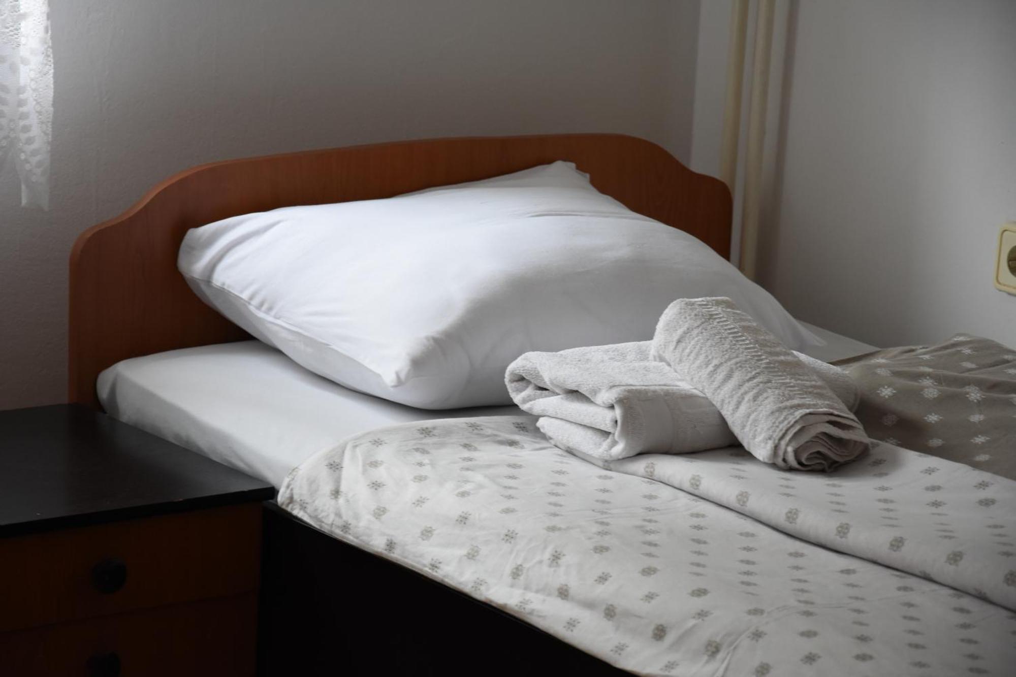 Hotel Duga โนวีซาด ภายนอก รูปภาพ