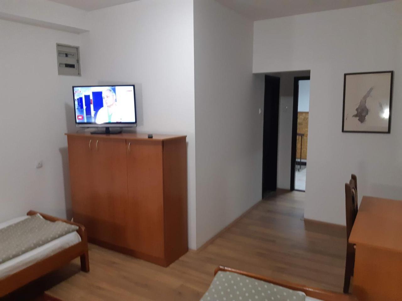 Hotel Duga โนวีซาด ภายนอก รูปภาพ